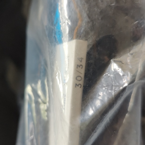 NWT American Eagle Outfitters Men's Jeans, Dark Wash, Loose fit, Size 30 x 34 - Picture 8 of 8